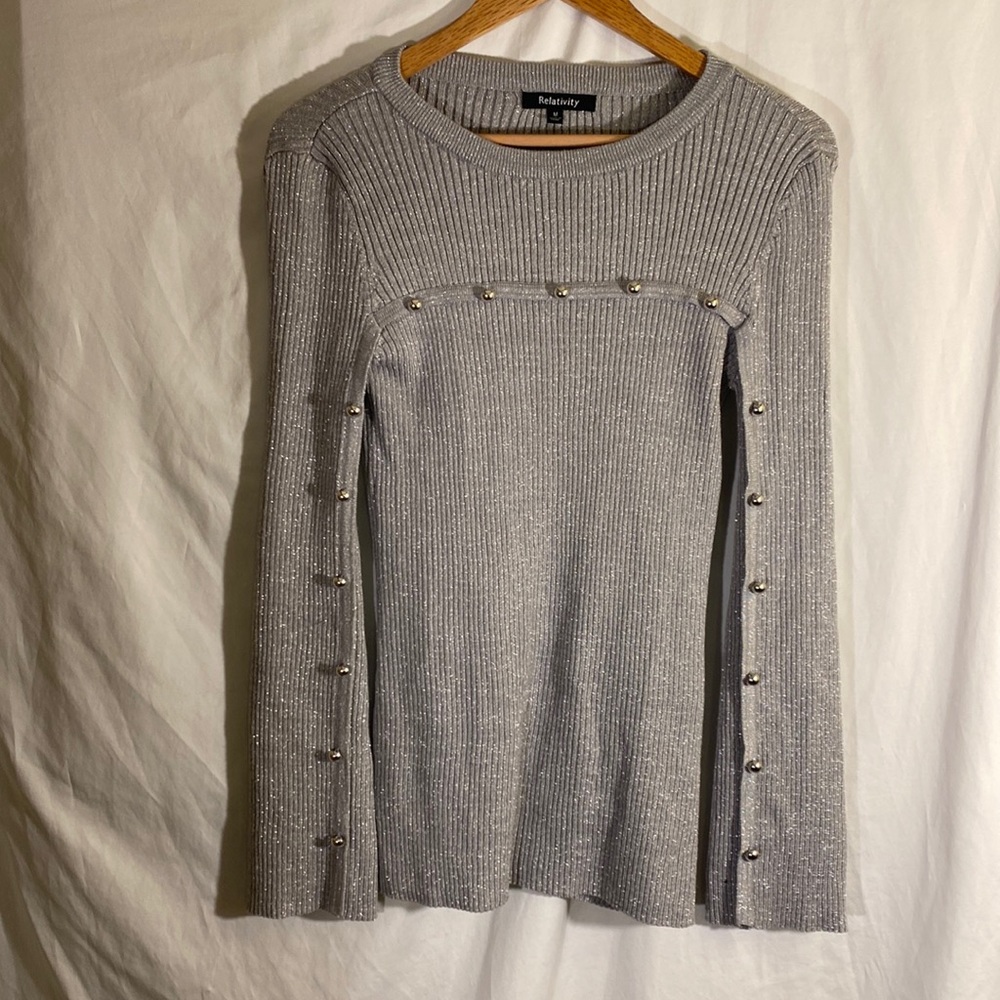 Relativity woman’s silver sparkle sweater size Med